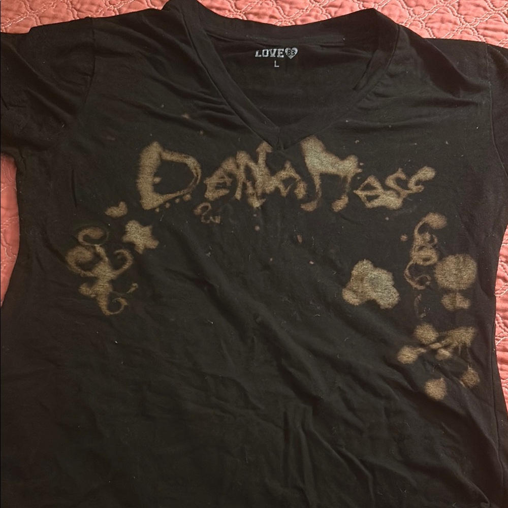 Deftones fan shirt